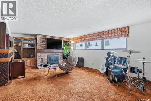 743 Coppermine Crescent, Saskatoon, SK - Indoor With Fireplace