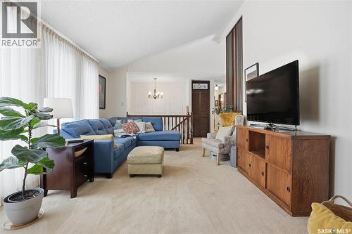 743 Coppermine Crescent, Saskatoon, SK - Indoor Photo Showing Other Room