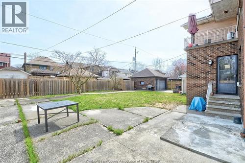 2268 Victoria, Windsor, ON - Outdoor