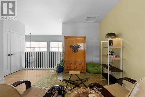 34 Ruby Crescent, Orillia, ON - Indoor