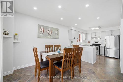 199 Bush Clover Crescent, Kitchener, ON - Indoor Photo Showing Dining Room