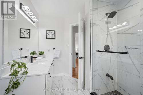199 Bush Clover Crescent, Kitchener, ON - Indoor Photo Showing Bathroom