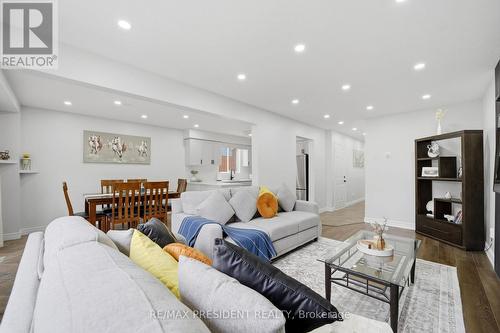 199 Bush Clover Crescent, Kitchener, ON - Indoor Photo Showing Living Room