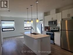 601 - 144 WATSON ROAD  Guelph, ON N1E 0B9