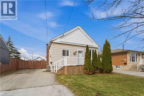 421 TALBOT Street  Hamilton, ON L8H 6T6