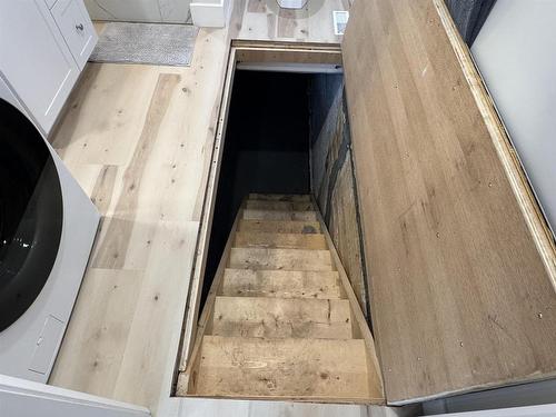 84 Machar Ave, Thunder Bay, ON 