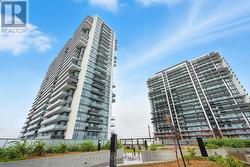 802 - 2545 SIMCOE STREET N  Oshawa, ON L1L 0W3