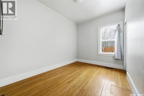 363 Leopold Crescent, Regina, SK - Indoor Photo Showing Other Room