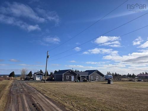 26 Macmaster Lane, Seafoam, NS 