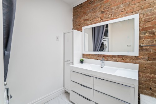 Salle de bains attenante à la CCP - 17 Av. Winchester, Westmount, QC - Indoor Photo Showing Bathroom