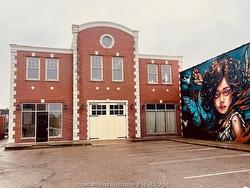 44 Fourth Street  Chatham, ON N7M 2G2