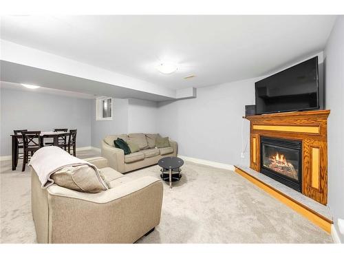 809 Second Crescent, Plympton-Wyoming, ON 