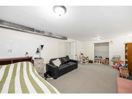 809 Second Crescent, Plympton-Wyoming, ON 