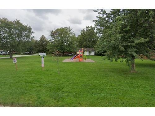 809 Second Crescent, Plympton-Wyoming, ON 