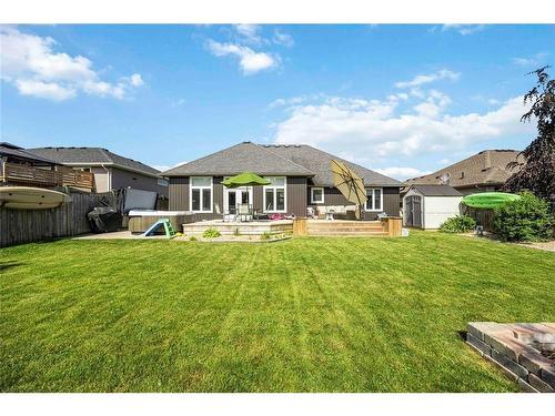 809 Second Crescent, Plympton-Wyoming, ON 