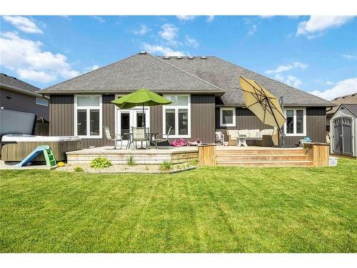 809 Second Crescent, Plympton-Wyoming, ON 