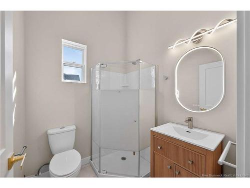 24 Murray Ave, Fredericton, NB 