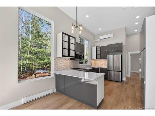 24 Murray Ave, Fredericton, NB 