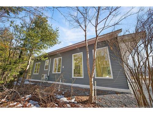 24 Murray Ave, Fredericton, NB 