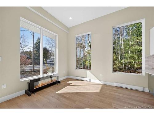 24 Murray Ave, Fredericton, NB 