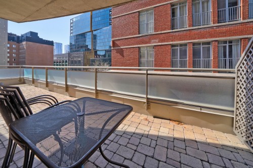 Terrasse - 303-2000 Rue Drummond, Montréal (Ville-Marie), QC - Outdoor With Exterior