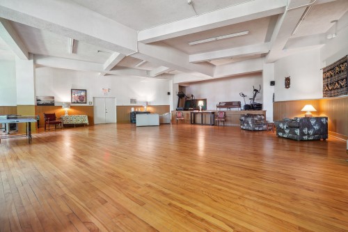 Salle communautaire - 206-3375 Av. Ridgewood, Montréal (Côte-Des-Neiges/Notre-Dame-De-Grâce), QC - Indoor