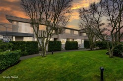 7-478 Culduthel Rd Saanich, BC V8Z 1G1