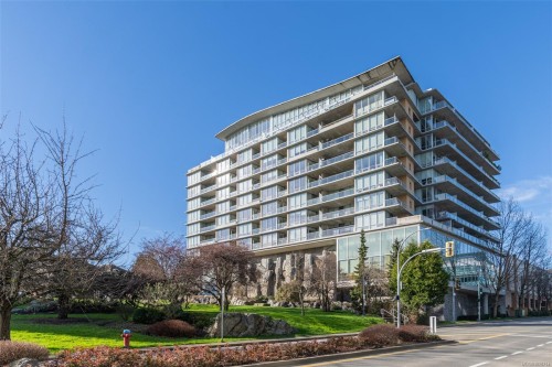 905-160 Wilson St  Victoria, BC V9A 7P9