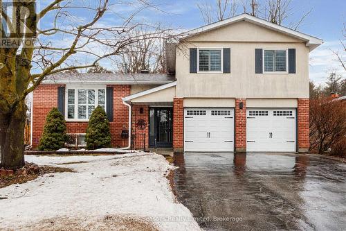 218 Datas Drive, Clearview (Stayner), ON - Outdoor With Facade