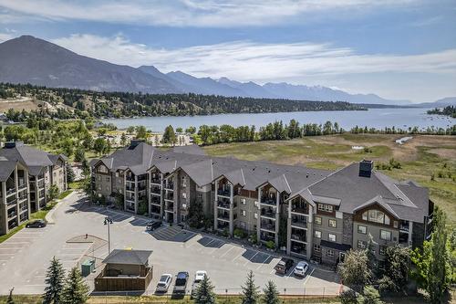 1406-205 Third Avenue  Invermere, BC V0A 1K7