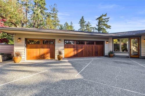 220 Scott Point Dr, Salt Spring, BC 
