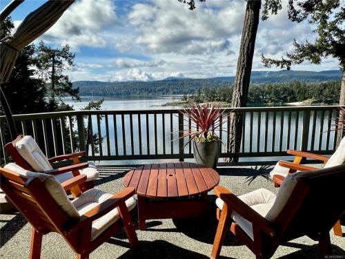 220 Scott Point Dr, Salt Spring, BC 