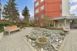 106-4040 Borden St  Saanich, BC V8X 2E9