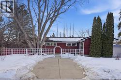 414 Preston AVENUE S  Saskatoon, SK S7H 2V2