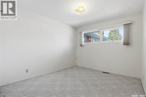414 Preston Avenue S, Saskatoon, SK - Indoor Photo Showing Other Room