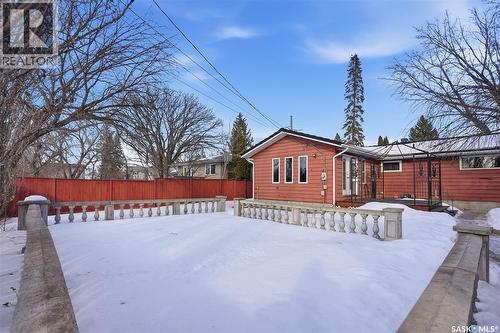 414 Preston Avenue S, Saskatoon, SK - Outdoor