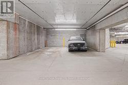 Parking space with locker room behind - 