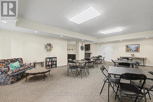 412 - 308 Watson Parkway N, Guelph (Grange Road), ON - Indoor