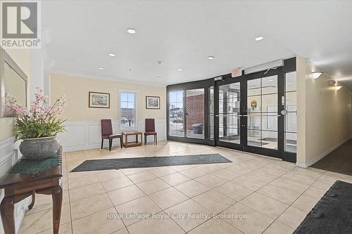 412 - 308 Watson Parkway N, Guelph (Grange Road), ON - Indoor Photo Showing Other Room