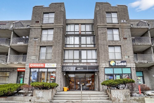 401-4411 Rue St-Denis  Montréal (Le Plateau-Mont-Royal), QC H2J 2L2