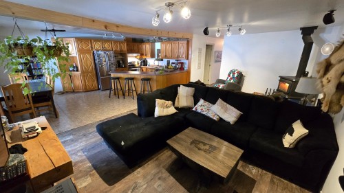 Salon - 1195 Boul. Trudel E., Saint-Boniface, QC - Indoor Photo Showing Living Room