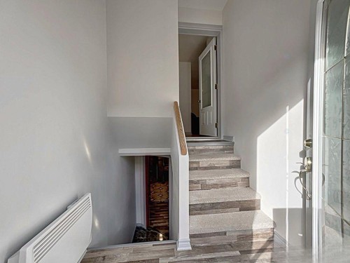 Escalier - 209A Rue St-Jacques, Saint-Jacques, QC - Indoor Photo Showing Other Room