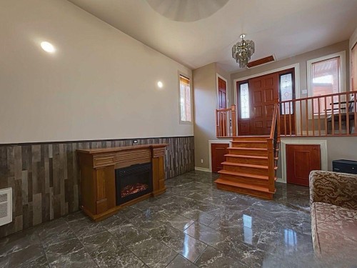 Salon - 209A Rue St-Jacques, Saint-Jacques, QC - Indoor Photo Showing Other Room With Fireplace