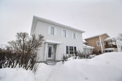 690 Rue Jacques-Cartier  Malartic, QC J0Y 1Z0
