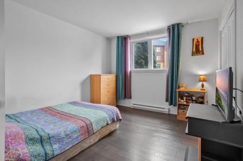 Chambre à coucher - 1-7140 Rue De Lanivet, Brossard, QC - Indoor Photo Showing Bedroom