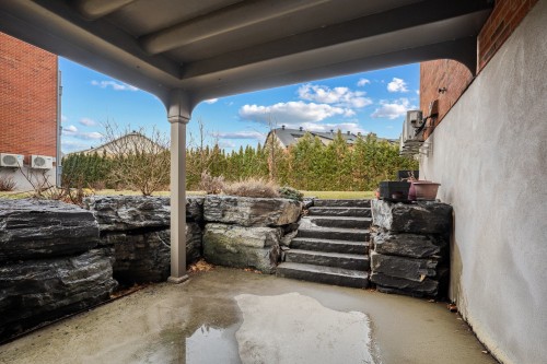 Terrasse - 1-7140 Rue De Lanivet, Brossard, QC - Outdoor