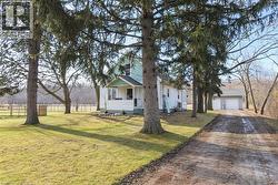 1058 HIGHWAY NO 8  Stoney Creek, ON L8E 5H8