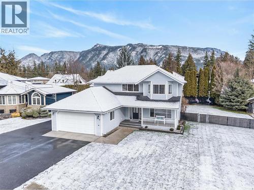 514 Forest Park Street  Sicamous, BC V0E 2V0