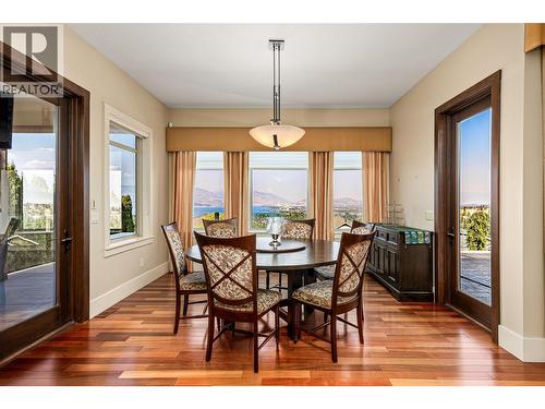 620 Arbor View Drive, Kelowna, BC - Indoor Photo Showing Dining Room