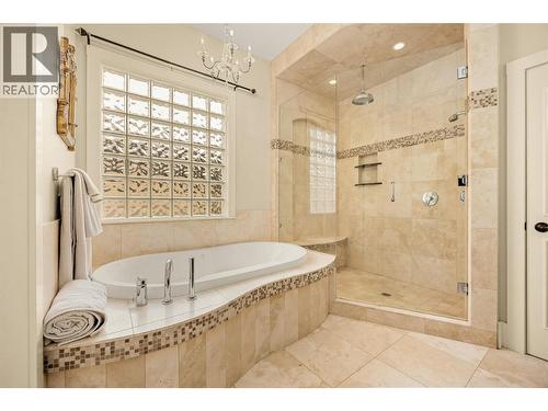 620 Arbor View Drive, Kelowna, BC - Indoor Photo Showing Bathroom
